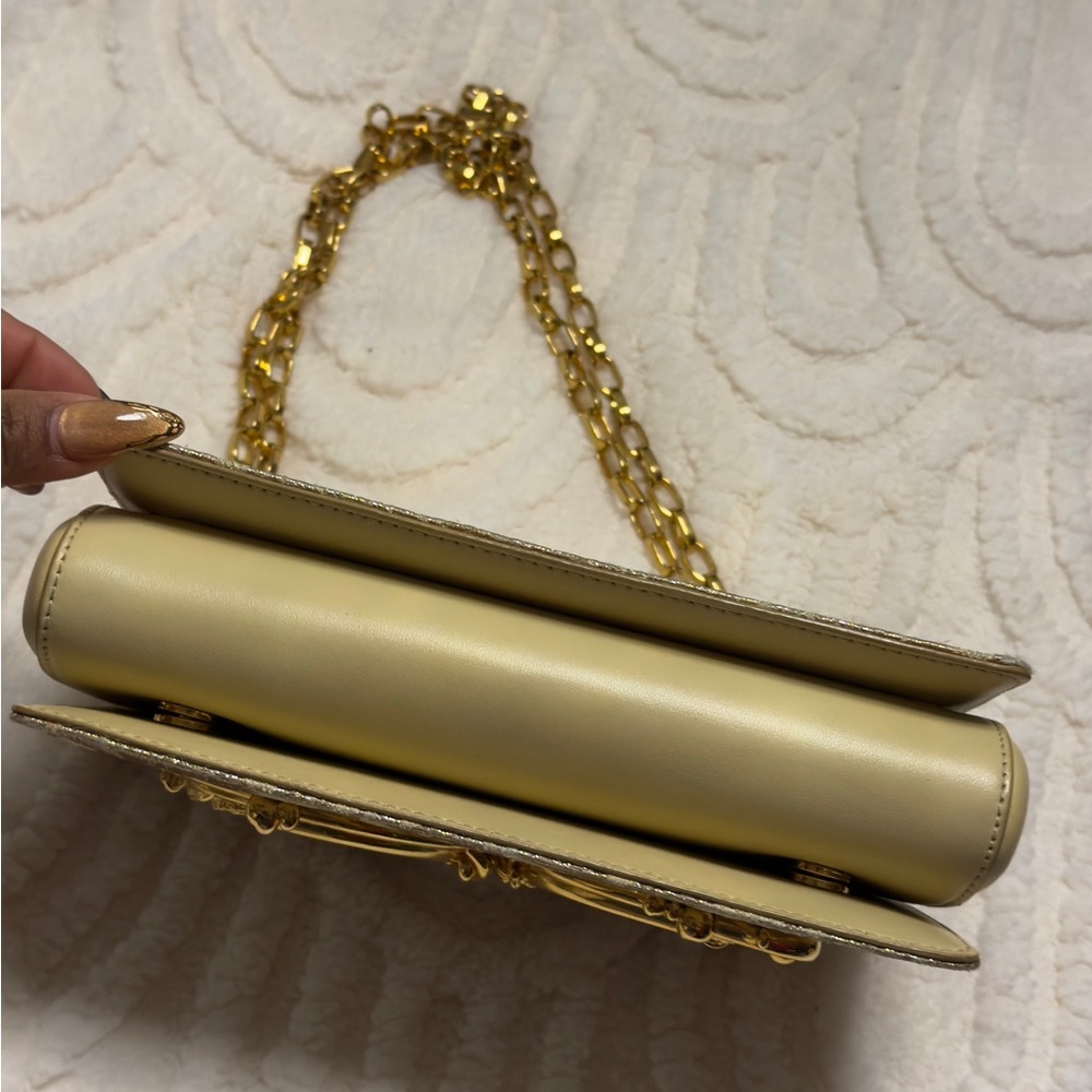 Dolce & Gabbana Gold DG Girls Flap Bag - Picture 4 of 11